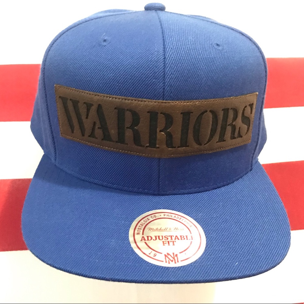 Warriors Snap Back Hat NWT Leather Mitchell & Ness